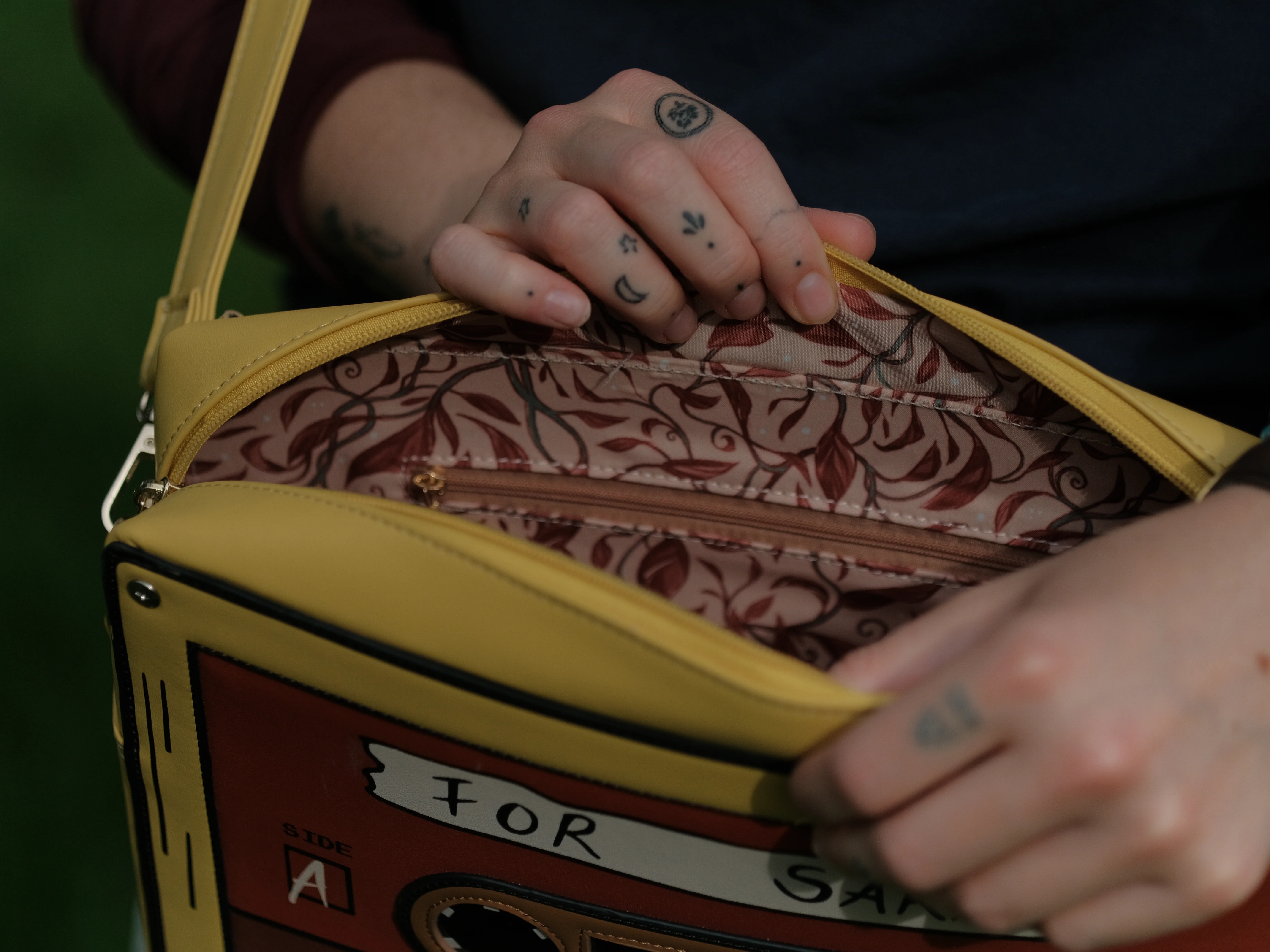A Tape for Sara // Satchel & Backpack - Image 5