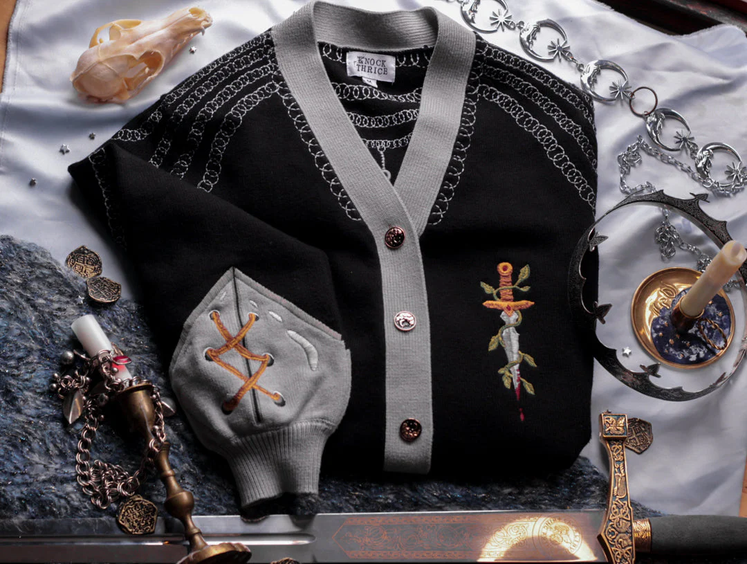 Knight in Cozy Armour Cardigan // The Raven Knight - Image 14