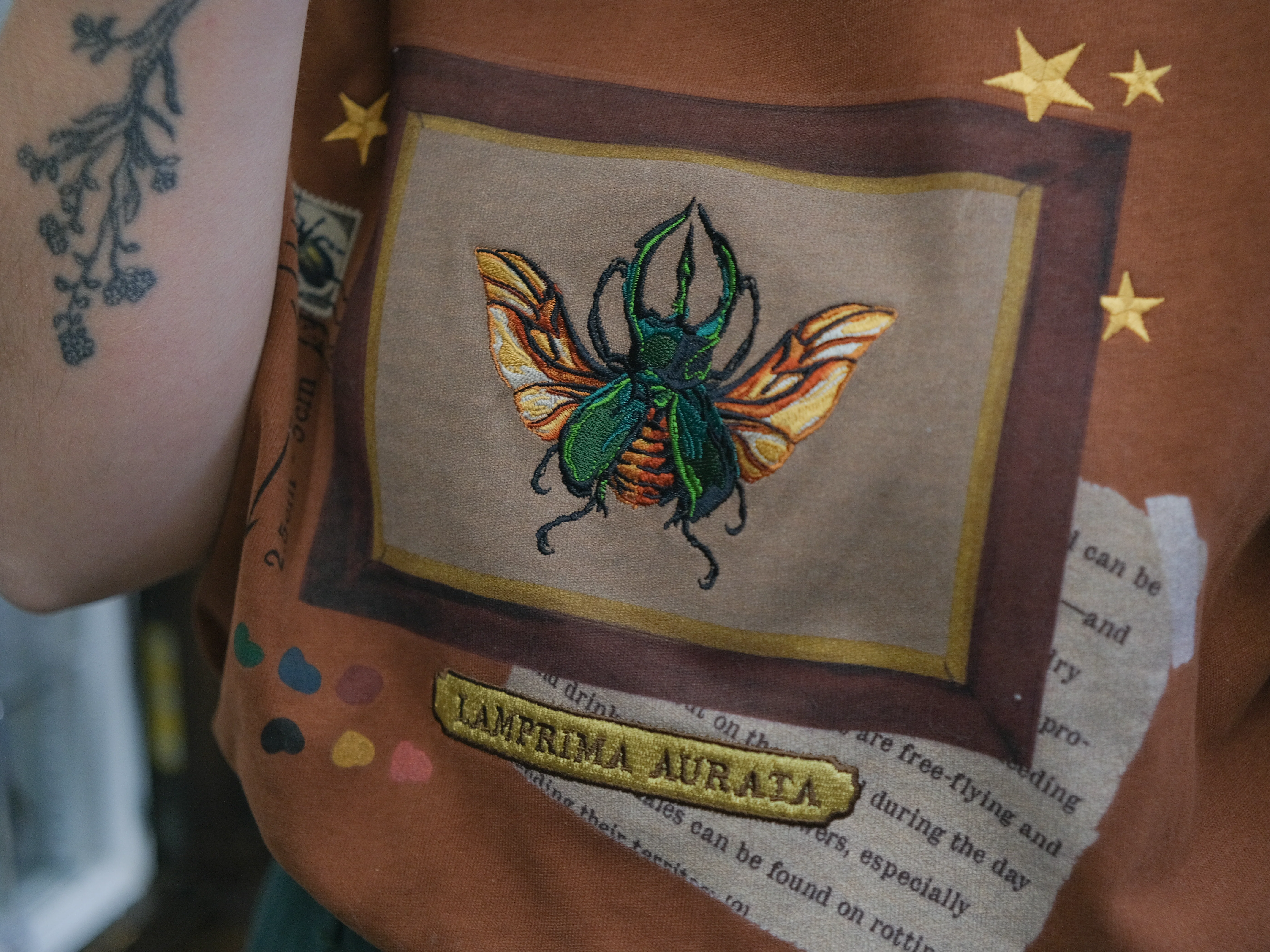 Stag-Horn Beetle // Framed Specimen Tee  (Heavy-weight) - Image 7